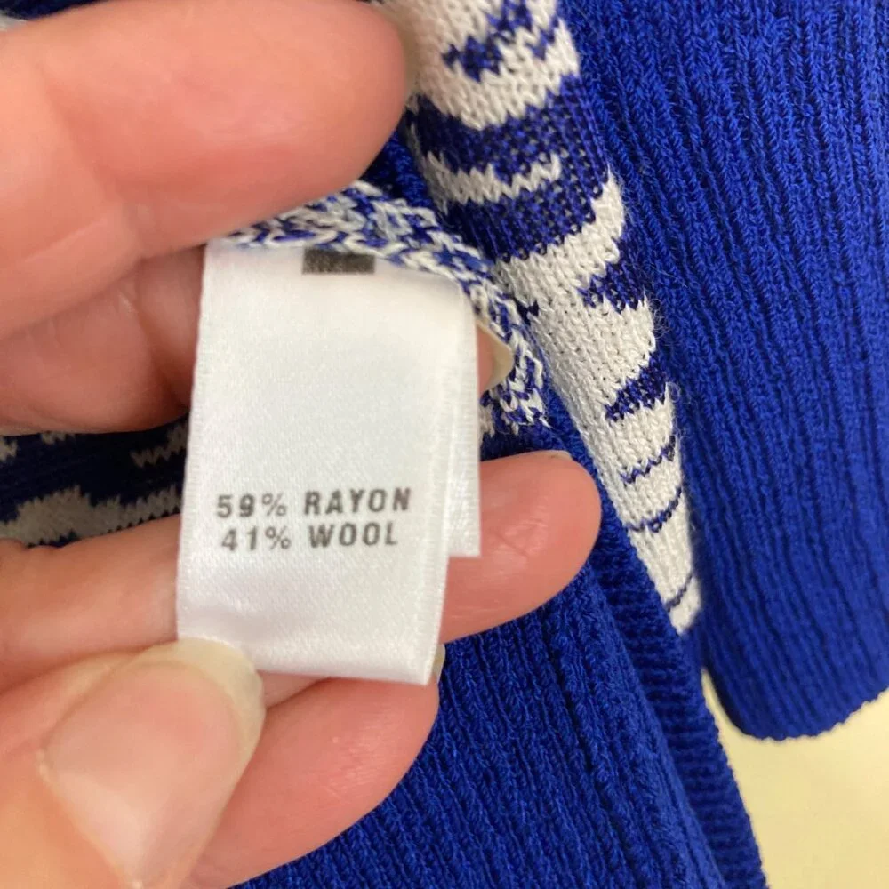 St. John Cardigan Womens Blue White Santana Knit Sweater Small Wool Blend - Picture 10 of 10